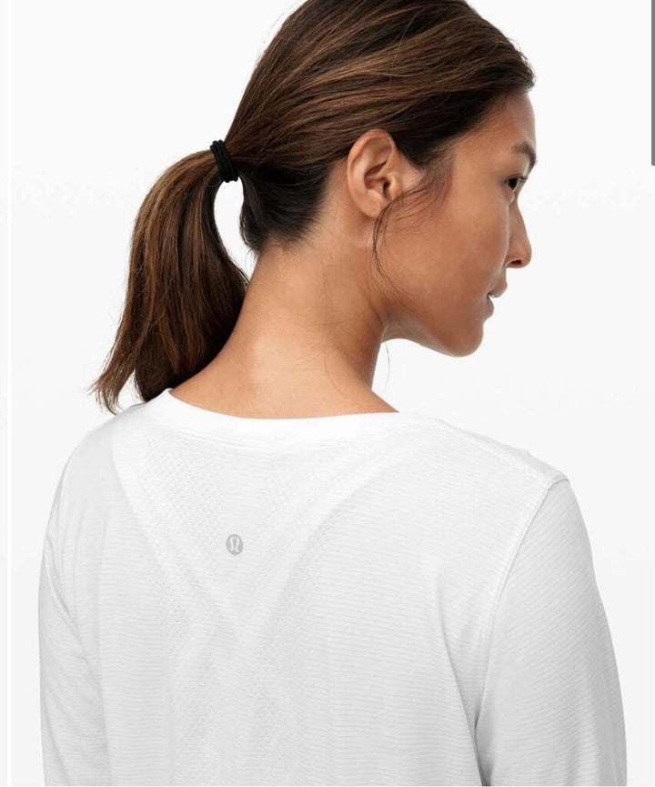 Lululemon Swiftly Relaxed Long Sleeve - Size 6