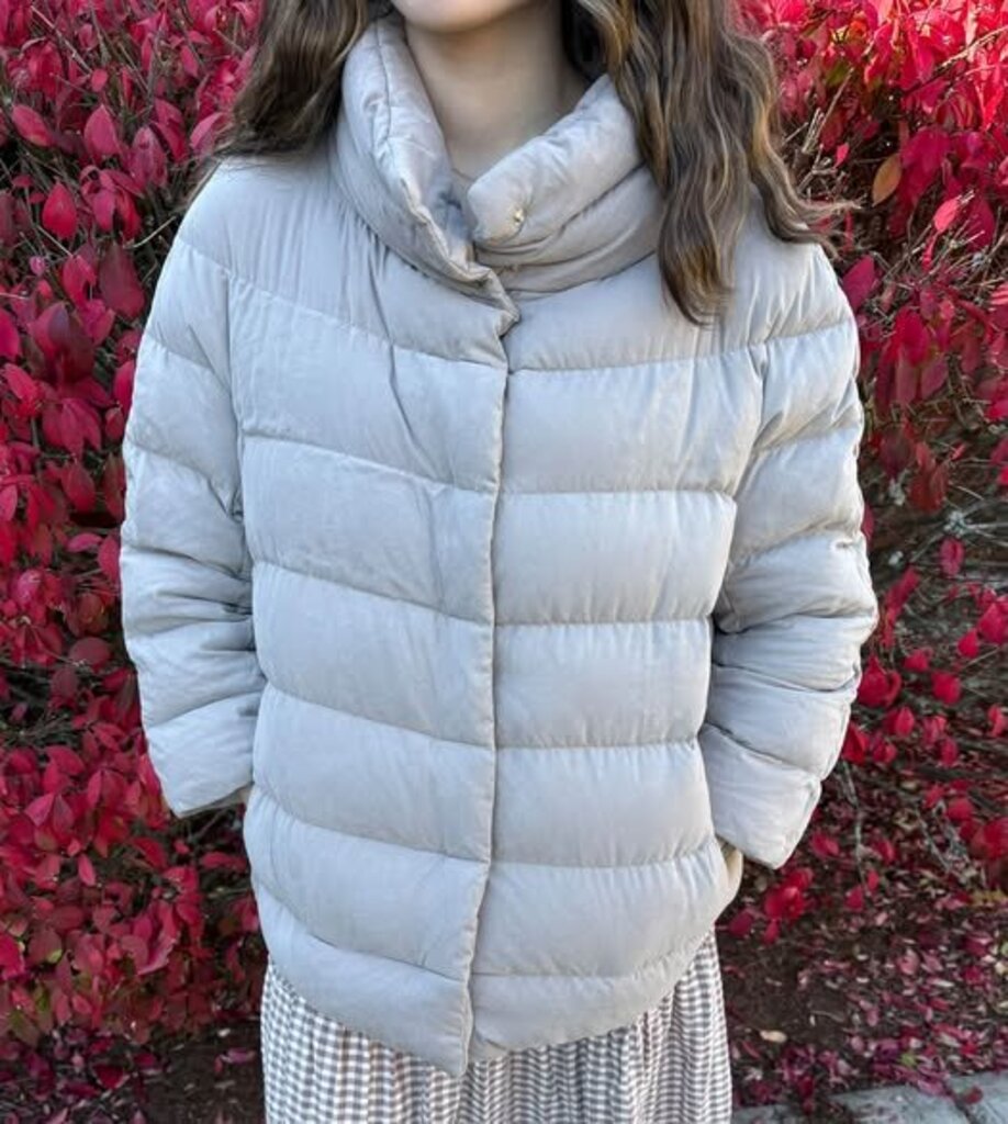 Herno NWT Resort Down Jacket in Dove Grey - Size 10 (Retails for $720)