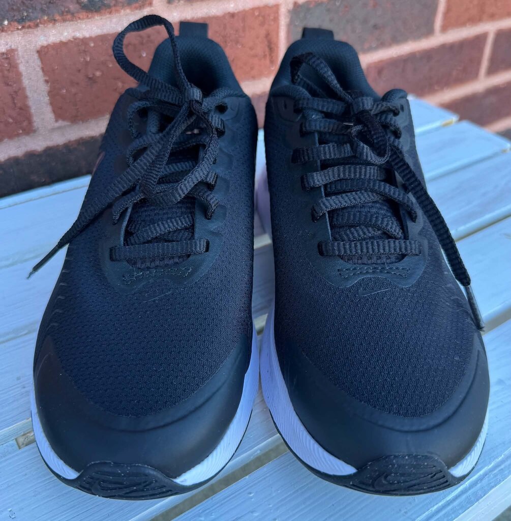 Nike Air Max Nuaxis Sneakers - Size 8.5