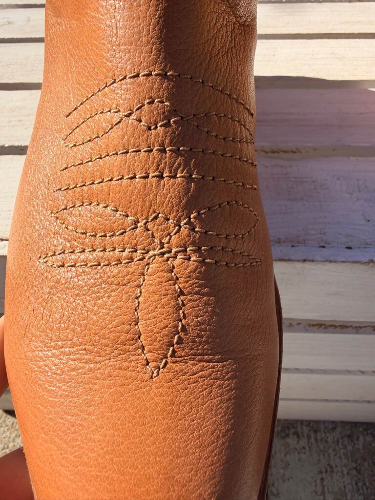 Silent D Leather Western Chelsea Ankle Boot - Size 39