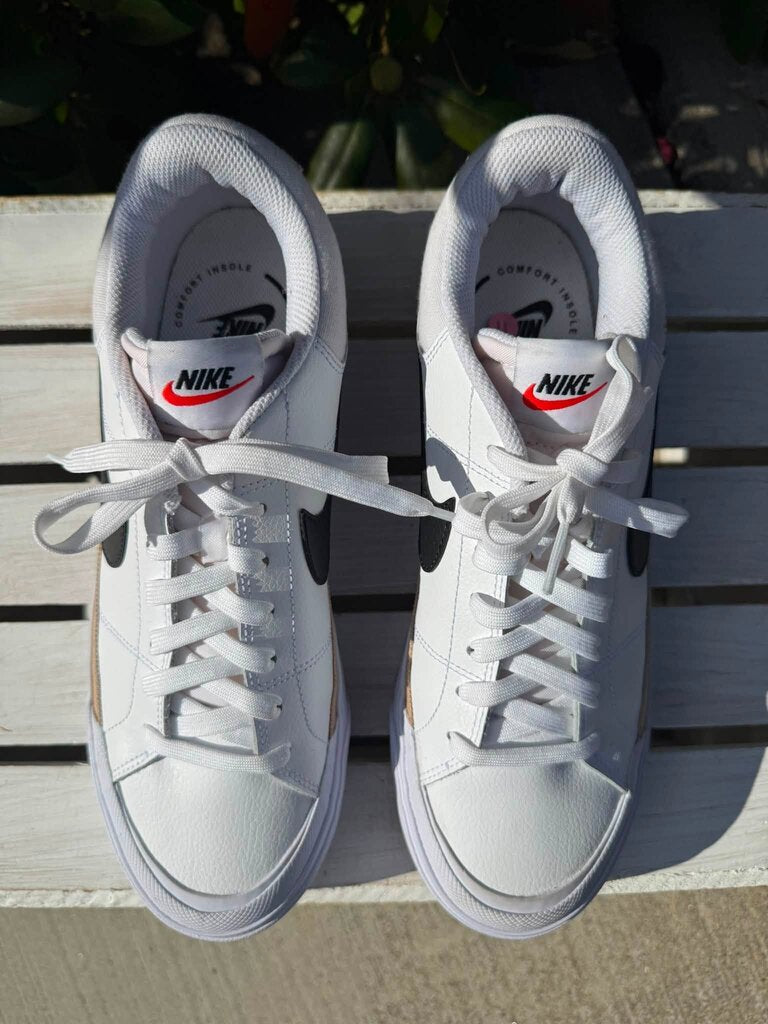 Nike Court Legacy Lift - Size 11