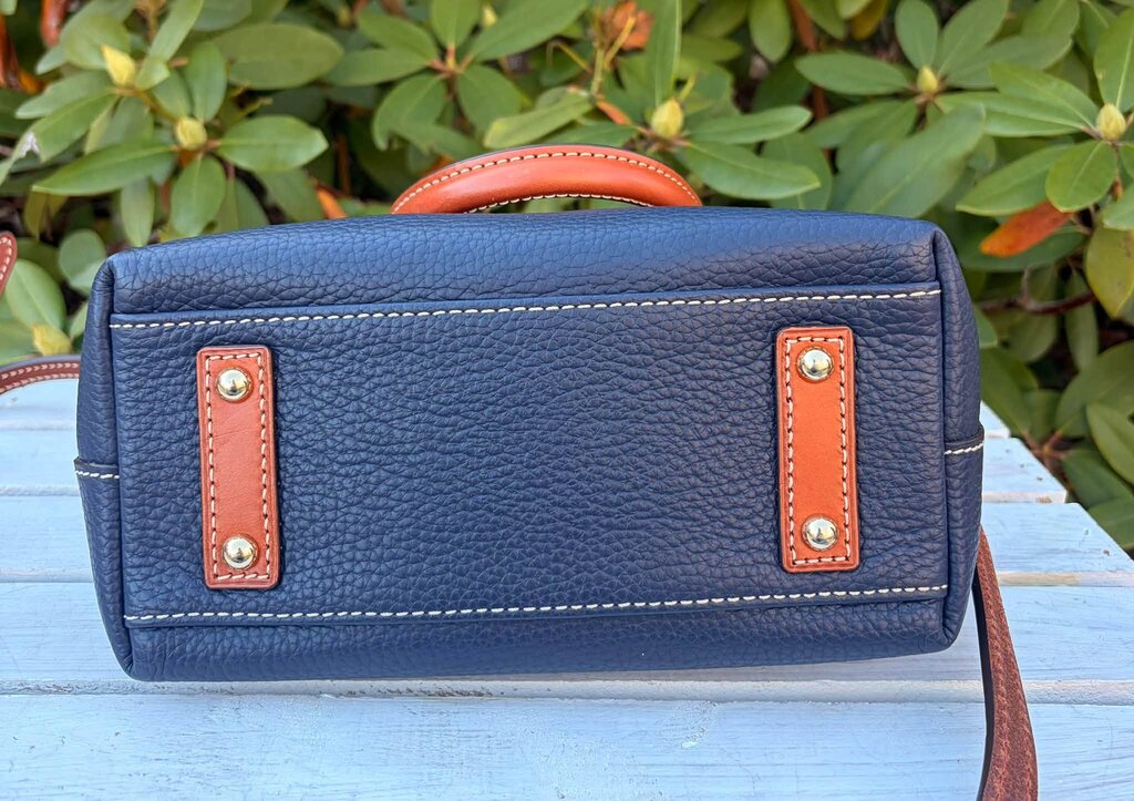 Dooney & Bourke Pebble Grain Chelsea Bag