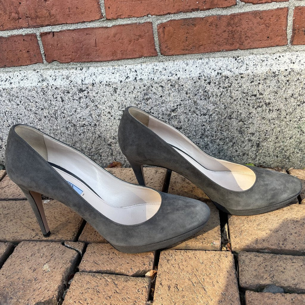 Prada Grey Suede Round Toe Pumps - Size 40