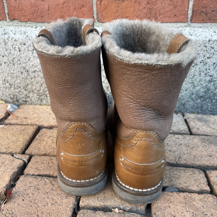 Frye Celia Short Shearling Boot - Size 8.5
