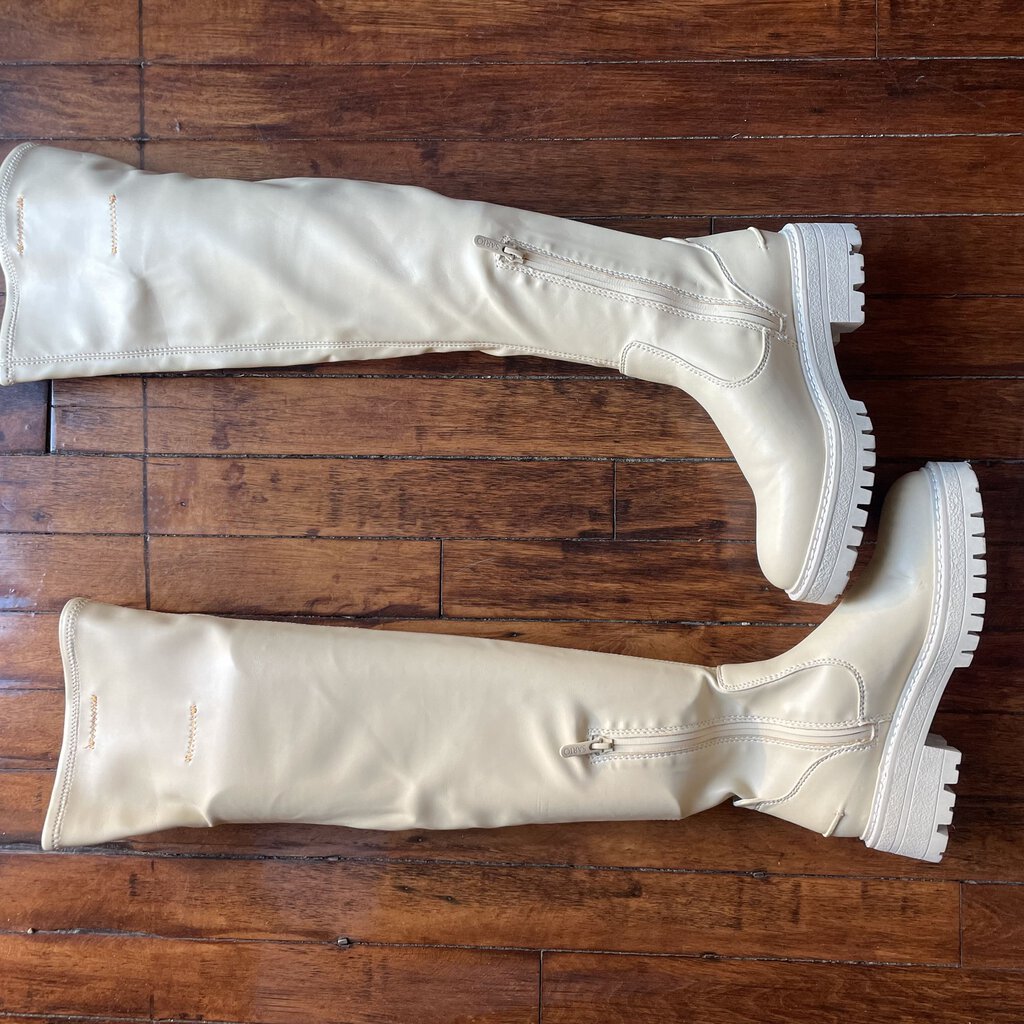 Sarto Knee High Boots - Size 6