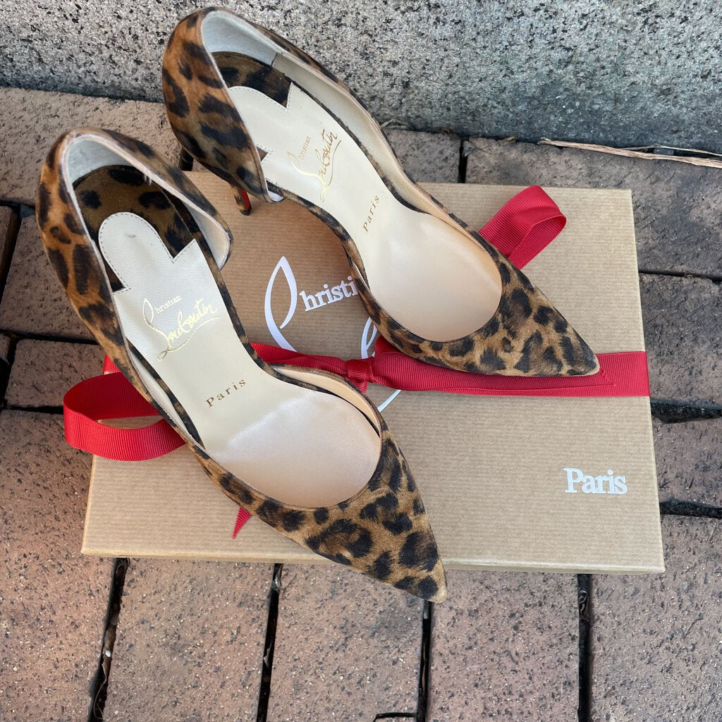 Christian Louboutin Iriza Pump - Size 37.5