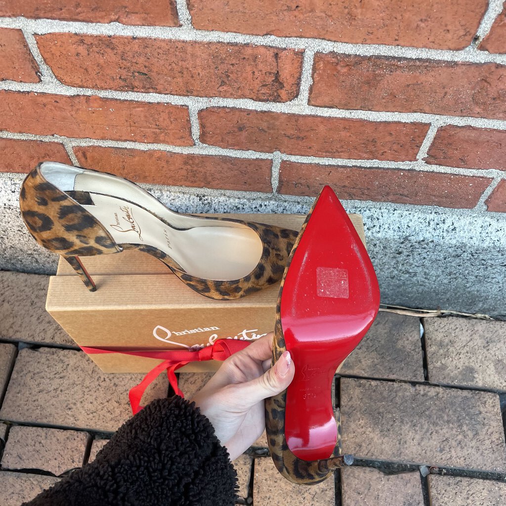 Christian Louboutin Iriza Pump - Size 37.5