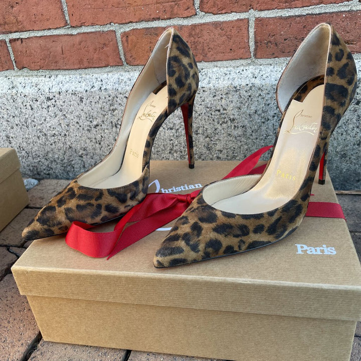 Christian Louboutin Iriza Pump - Size 37.5