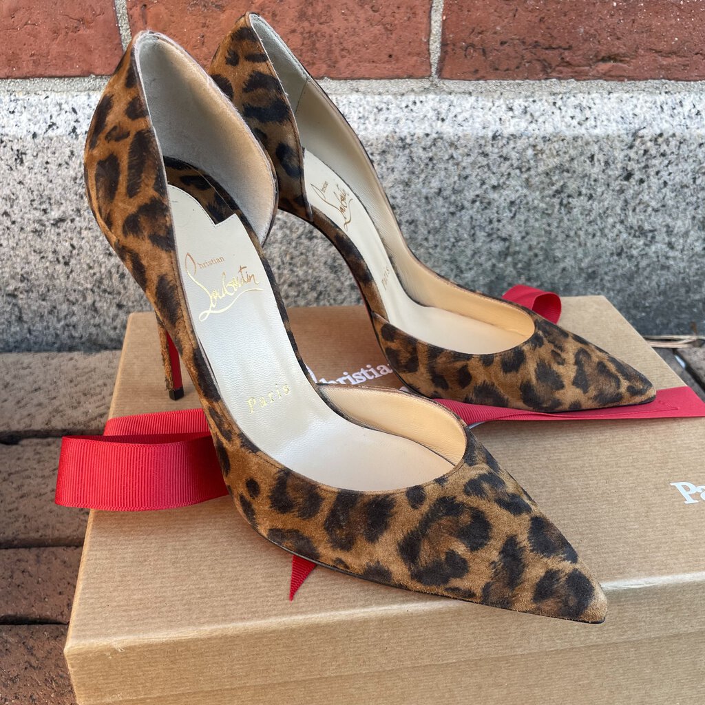 Christian Louboutin Iriza Pump - Size 37.5