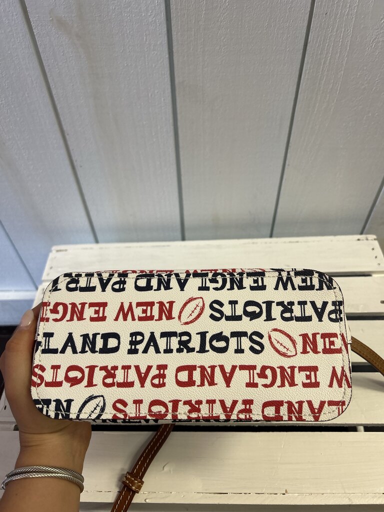 Dooney & Bourke New England Patriots Doodle Suki Crossbody Purse