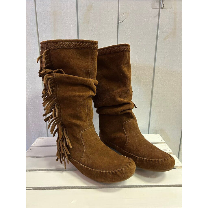 Minnetonka Josie Fringe Boots - Size 8.5