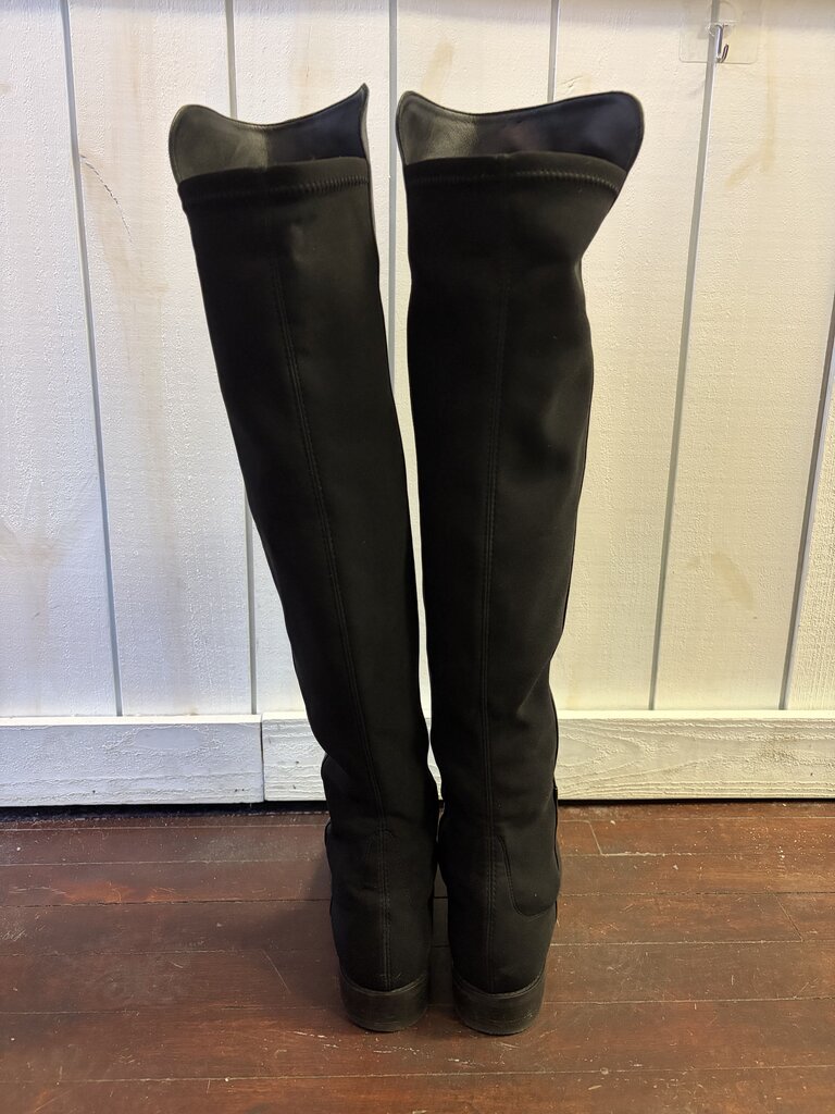 Stuart Weitzman The 5050 Nappa Leather Boot - Size 9 (Retails $850)