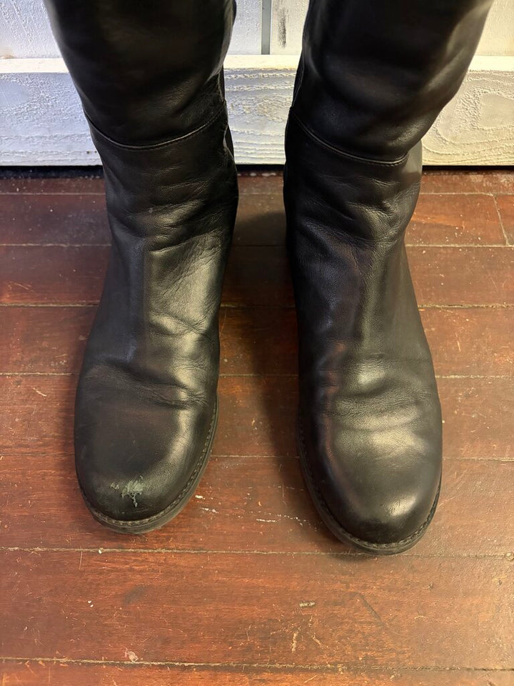 Stuart Weitzman The 5050 Nappa Leather Boot - Size 9 (Retails $850)