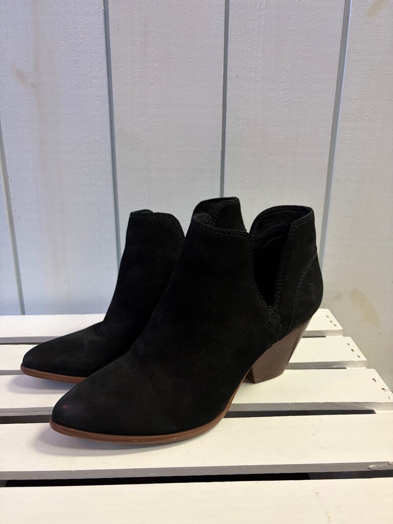 Frye Reina Cut Out Leather Ankle Booties - Size 6.5(Retails $248)