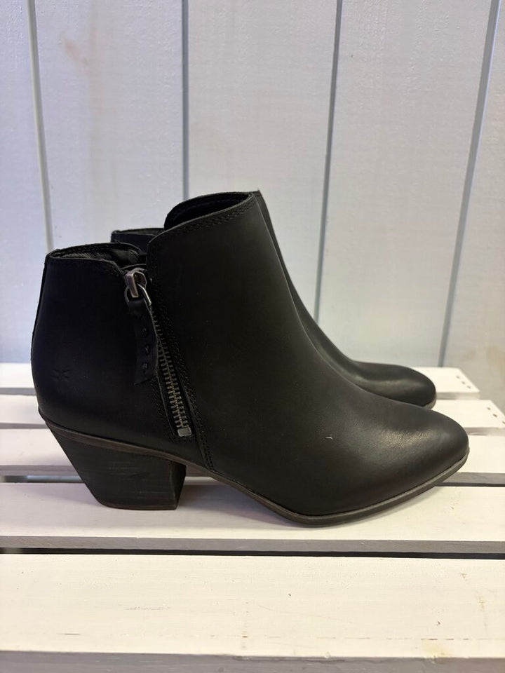 Frye Judith Double Zip Ankle Bootie - Size 7