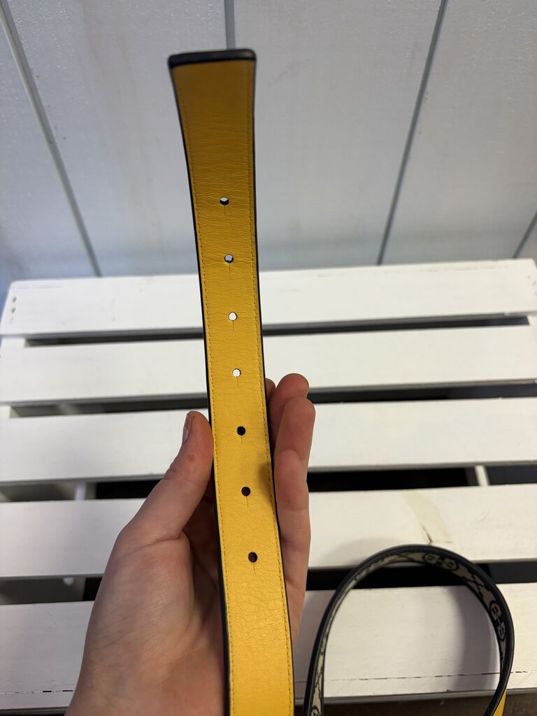 Tory Burch 1" Miller Monogram Reversible Belt - Size Large(Retails for $200)