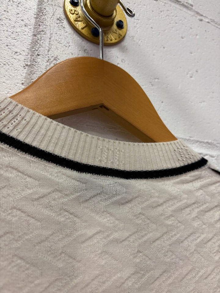 Chanel NWT Chanel 2023 Cashmere Cardigan - Size 36(Retails $3100)