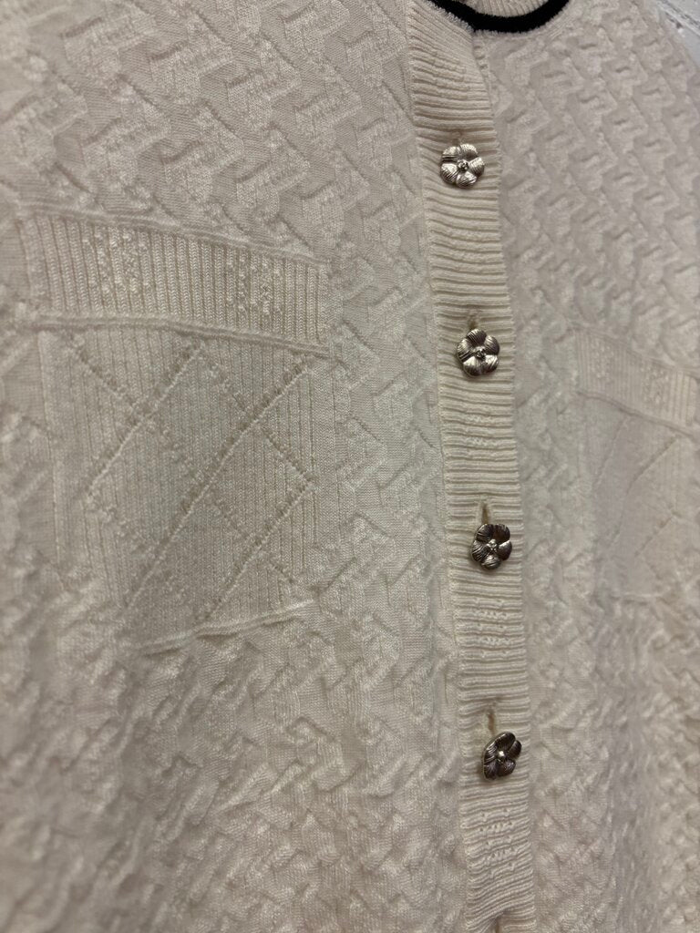 Chanel NWT Chanel 2023 Cashmere Cardigan - Size 36(Retails $3100)