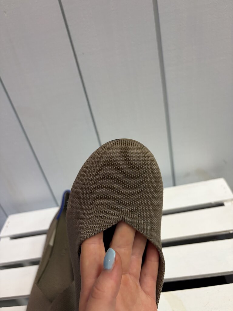 Rothy's The Point Flats in Portobello - Size 8.5(Retails$155)