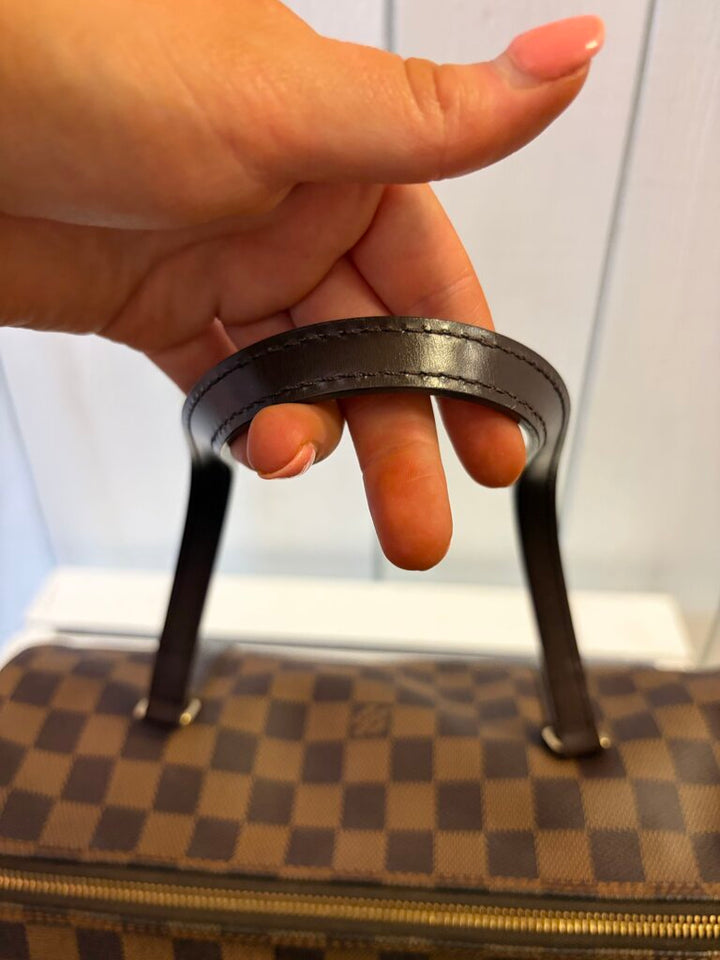 Louis Vuitton Damier Ebene Papillon 30