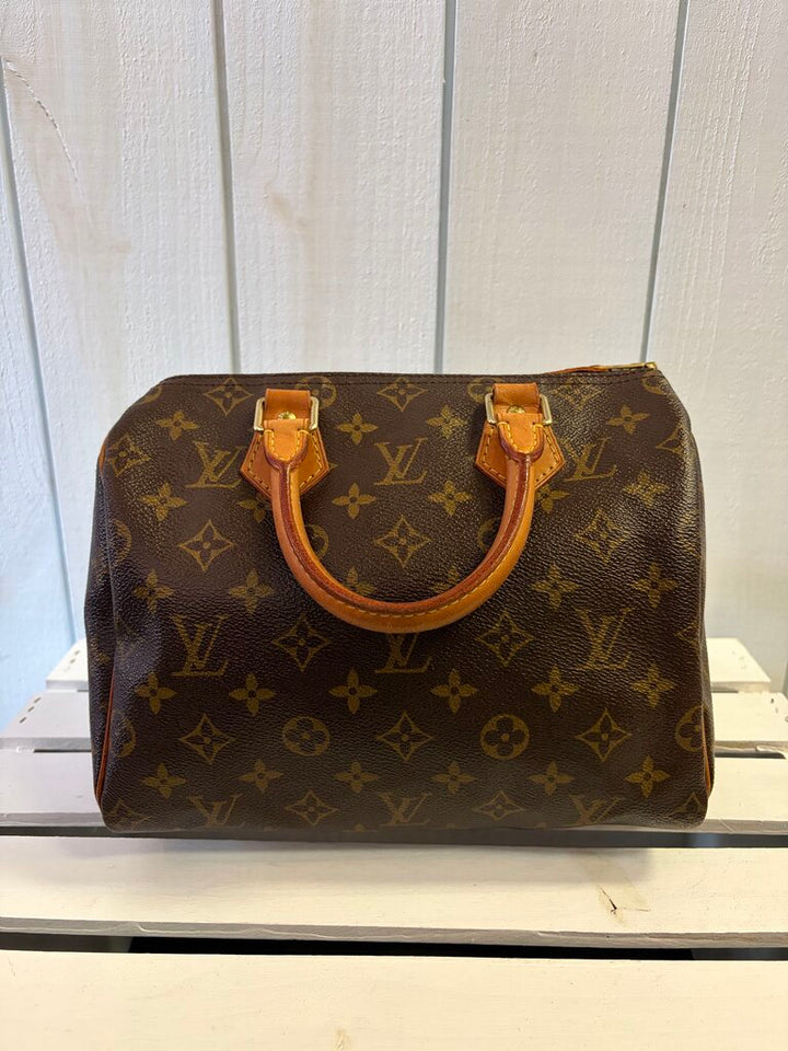 Louis Vuitton Monogram Speedy 25