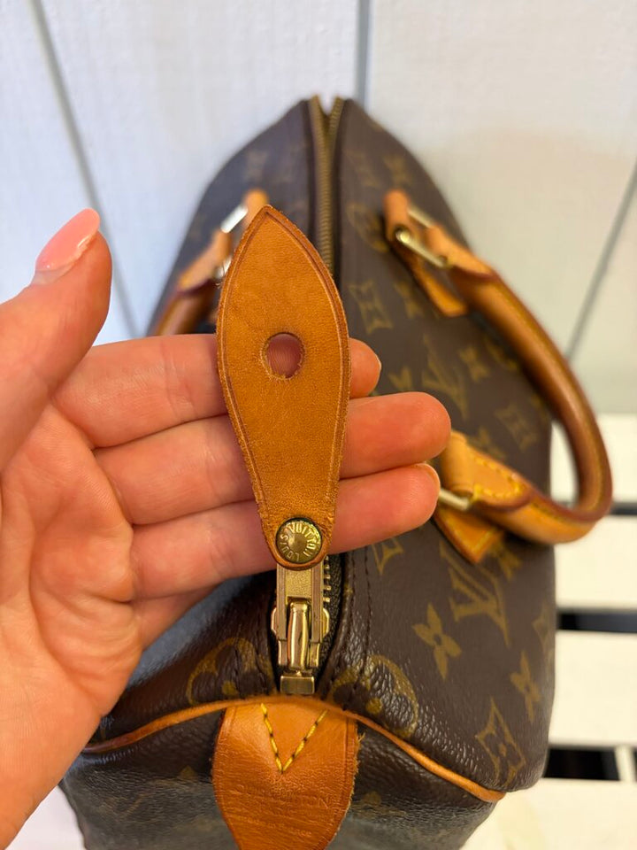 Louis Vuitton Monogram Speedy 25