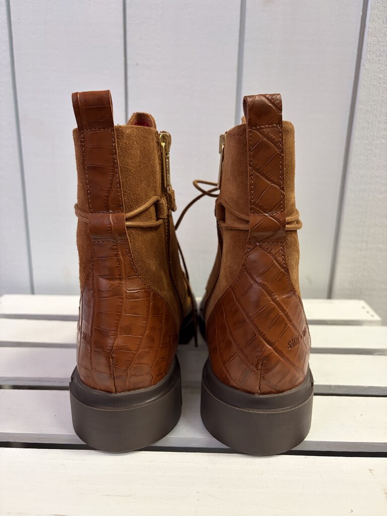 Saint + Sofia NIB Noho Leather Boot - Size 38(Retails for $329)