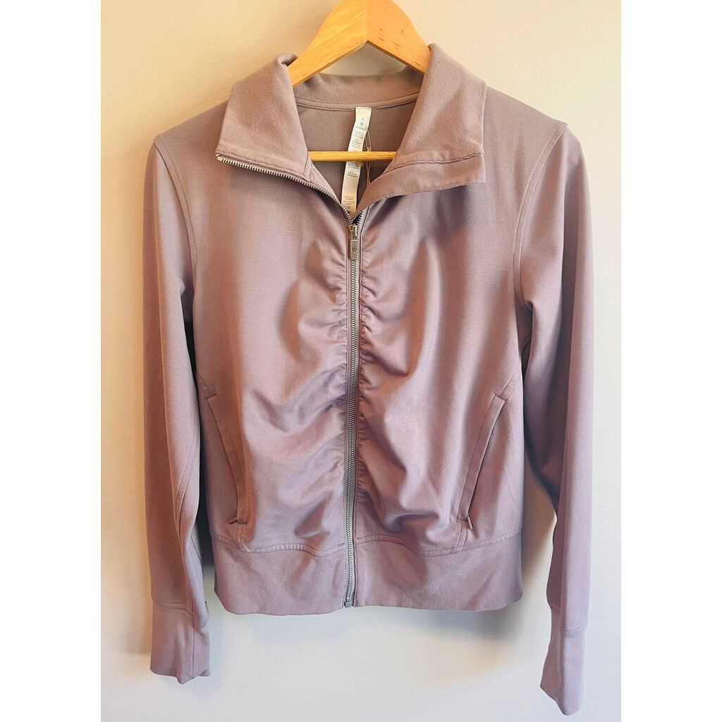 Lululemon Gather Up Jacket in Dusty Dawn - Size 8 – Chic Boutique  Consignments