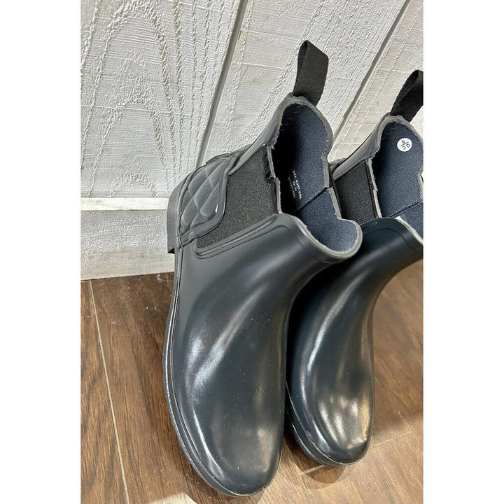 Hunter Chelsea Quilted Short Boots in Grey Flawed - Size 6