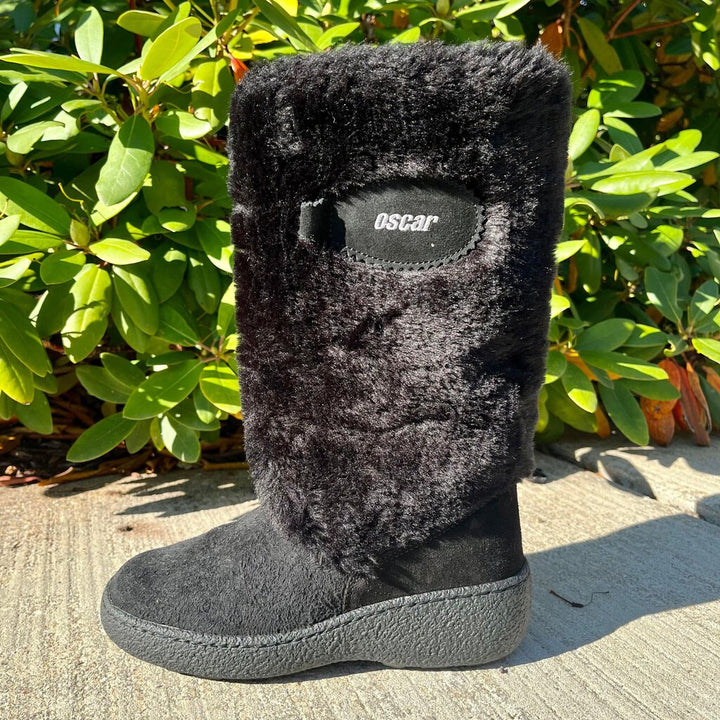 Oscar Sport Faux Fur Boots - Size 36